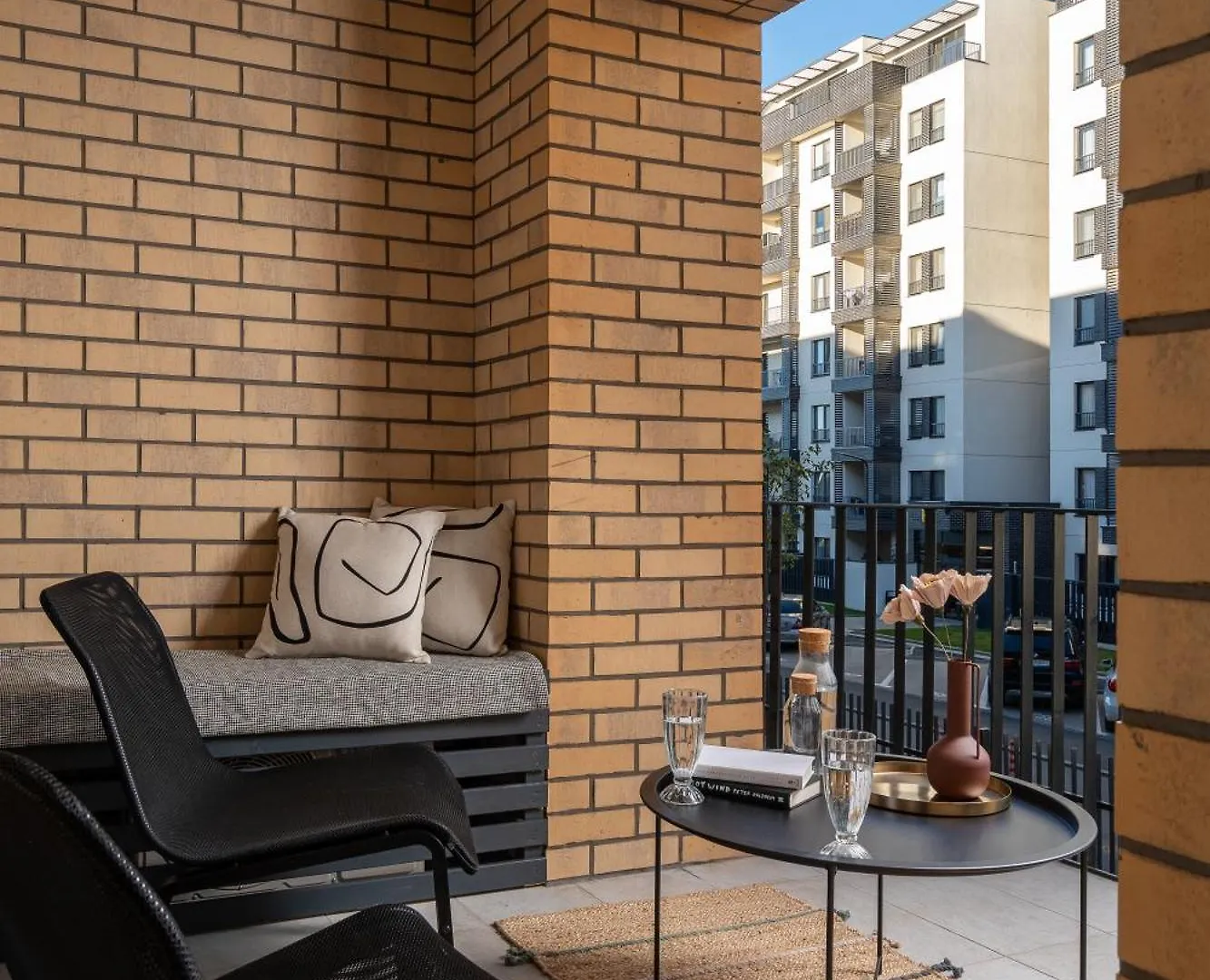 North Luxury 1 Bedroom With Terrace In A Premium Complex Voluntari