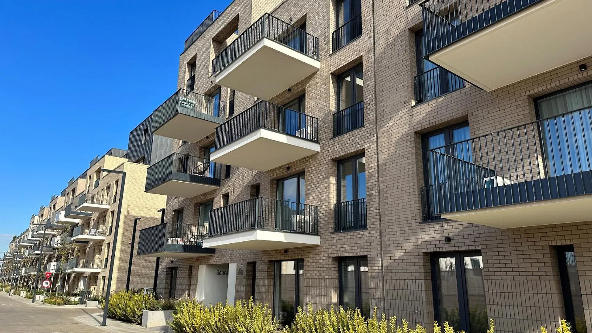 Apartment North Luxury 1 Bedroom With Terrace In A Premium Complex Voluntari